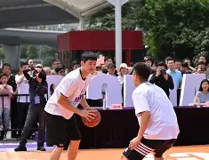 乐鱼官网-赛前上海久事战术微调：CBA季后赛节点到来，压力陡增，细节决定成败的简单介绍